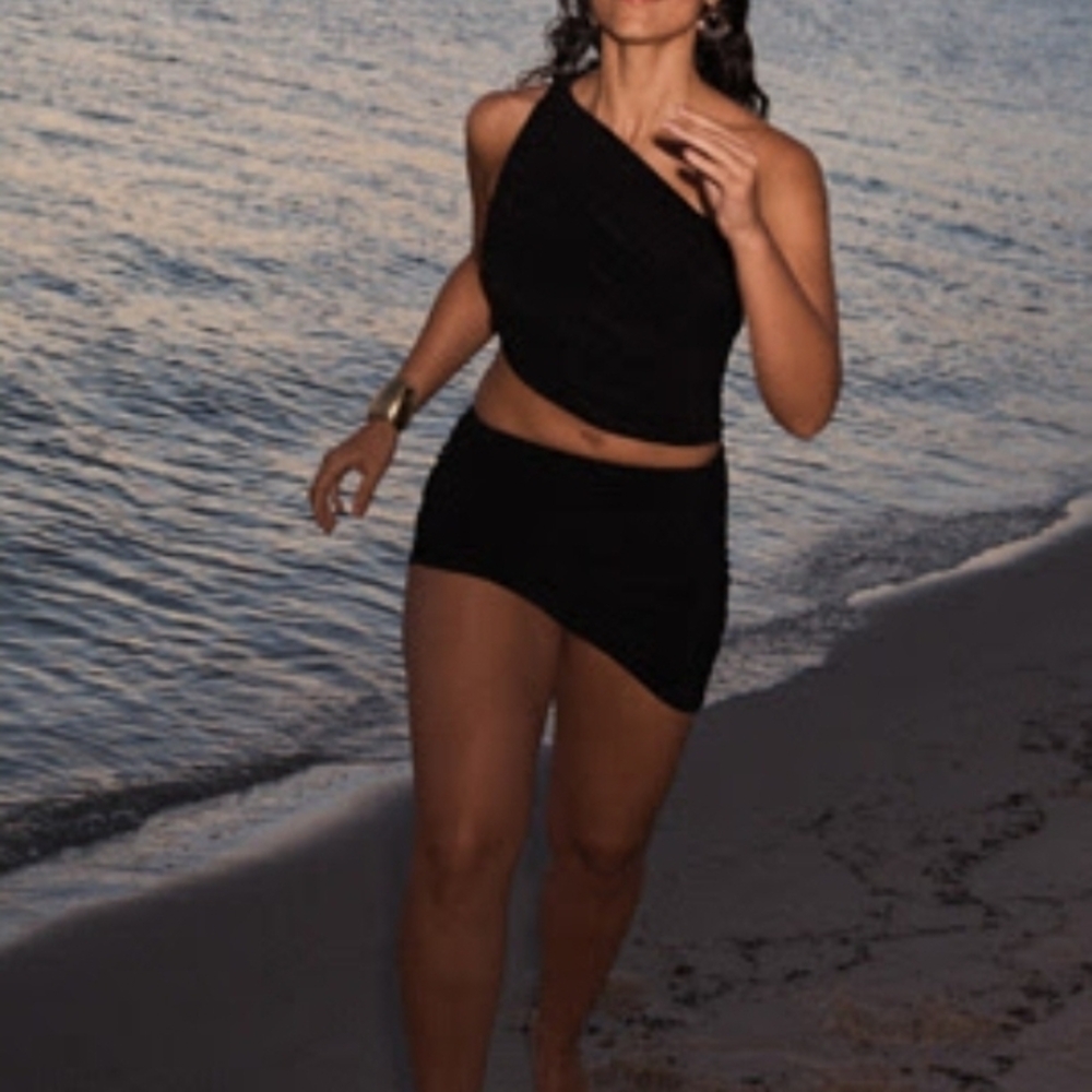 Norma Kamali Black One-Shoulder Swim Set